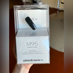 Plantronics M95 Bluetooth headset